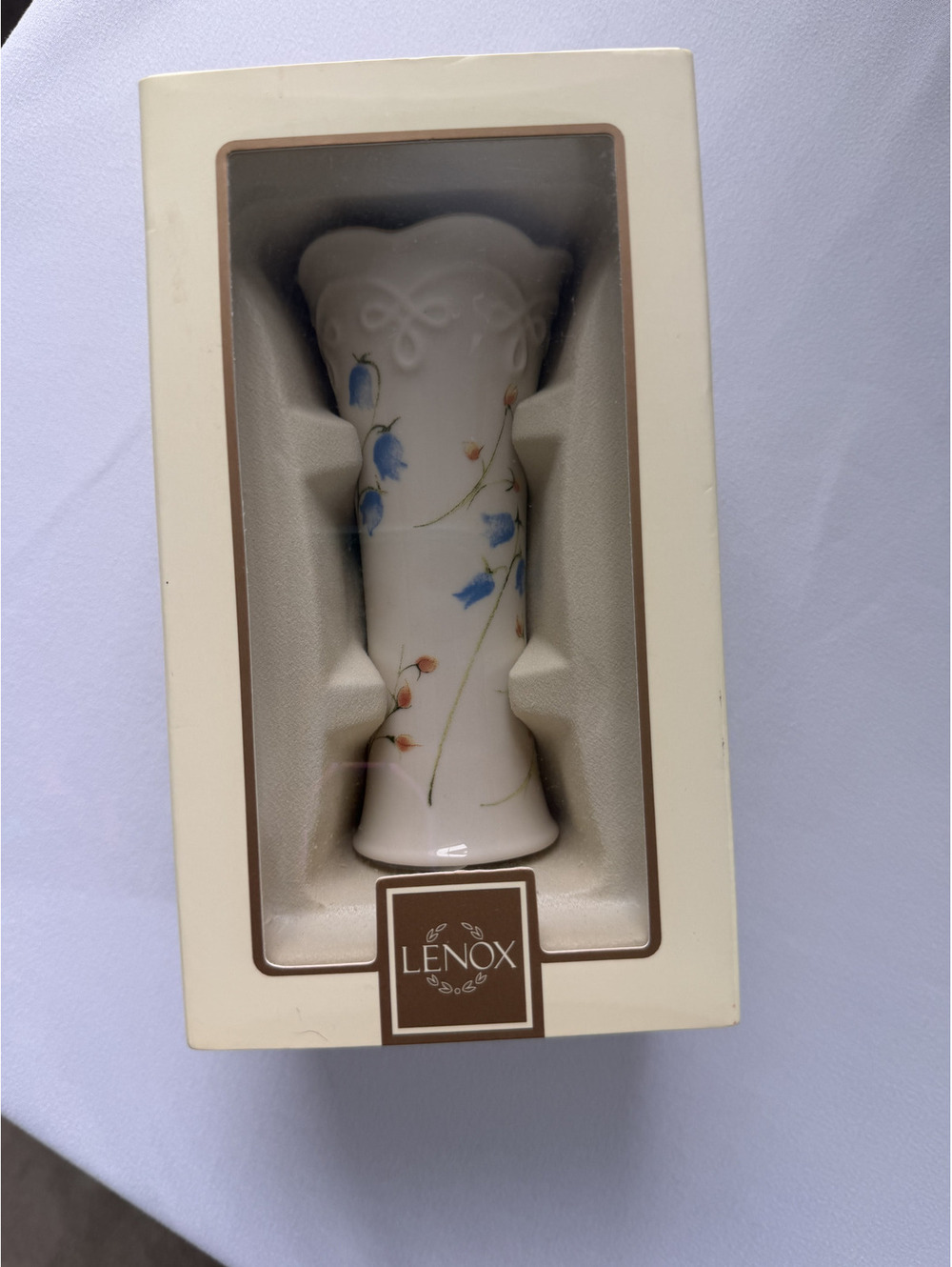 Classic Lenox Floral Trumpet Bud Vase - 5"